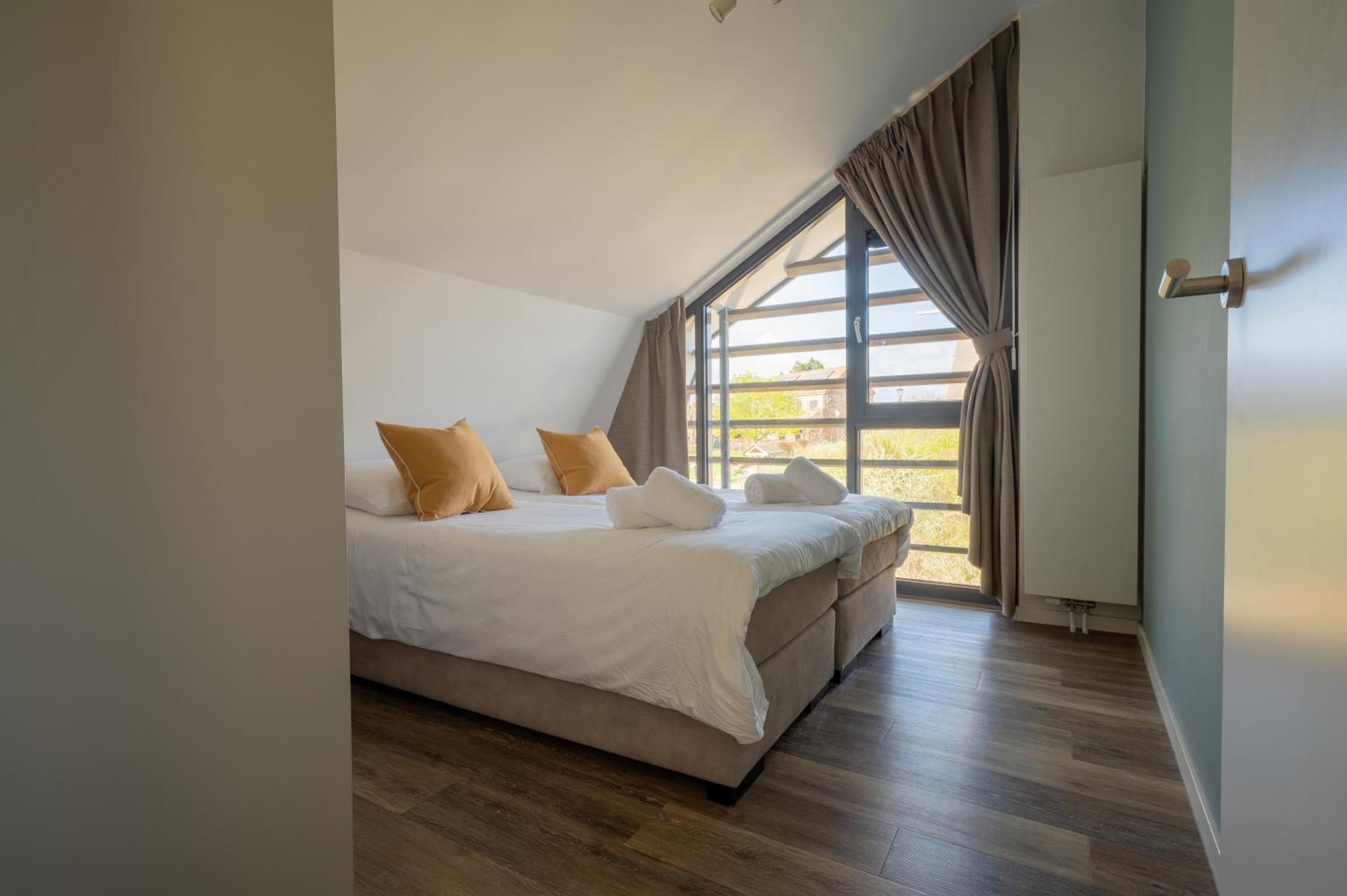 Zicht Op De Molen By Droomvilla Egmond aan den Hoef Luaran gambar